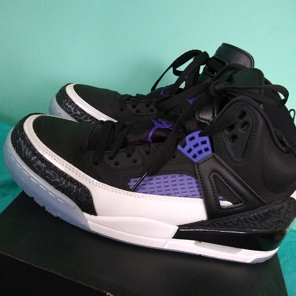 Jordan Spizike size 9 men's
